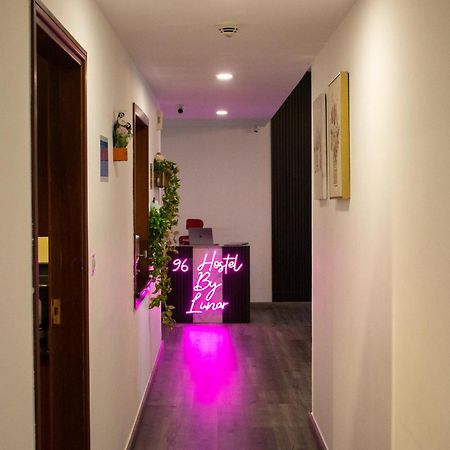 דובאי Lunar Hostel 96 מראה חיצוני תמונה