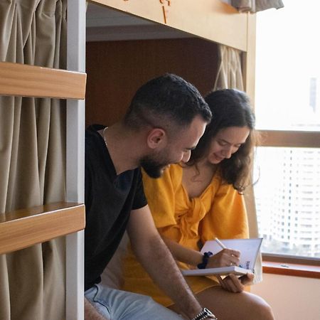 דובאי Lunar Hostel 96 מראה חיצוני תמונה