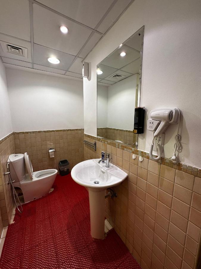 דובאי Lunar Hostel 96 מראה חיצוני תמונה