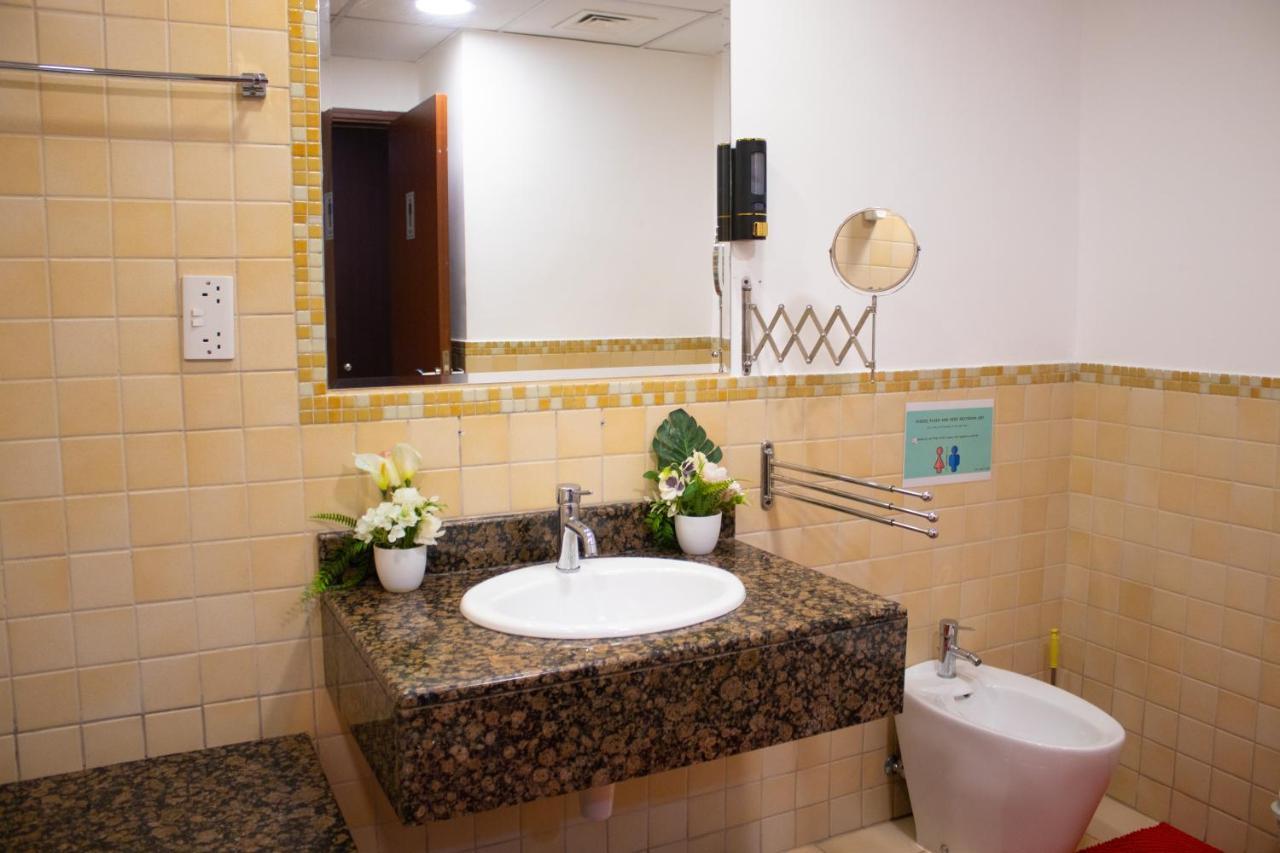 דובאי Lunar Hostel 96 מראה חיצוני תמונה