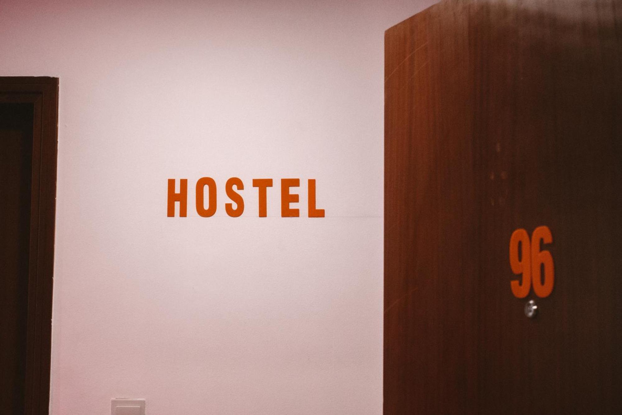 דובאי Lunar Hostel 96 מראה חיצוני תמונה