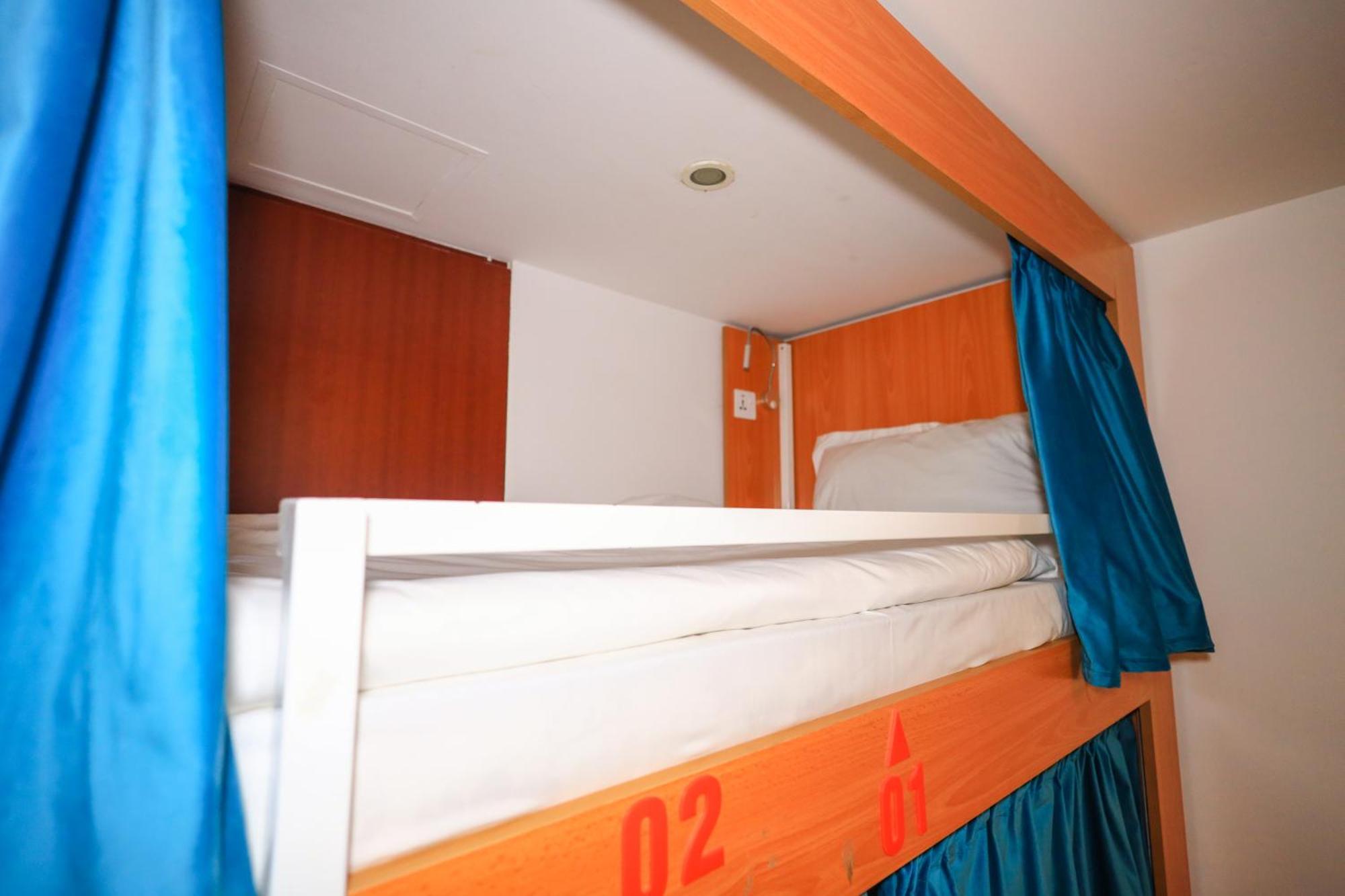 דובאי Lunar Hostel 96 מראה חיצוני תמונה